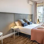 Habitat Eixample Balconies. 바르셀로나